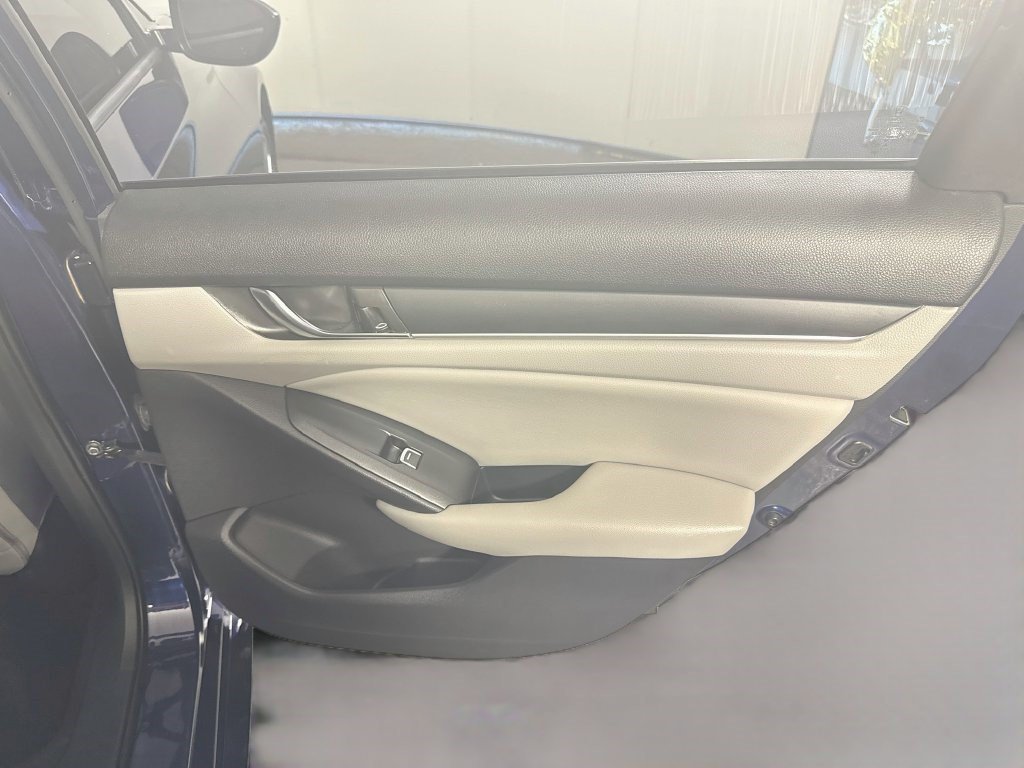 Used 2019 Still Night Pearl Honda LX 1.5T image 24