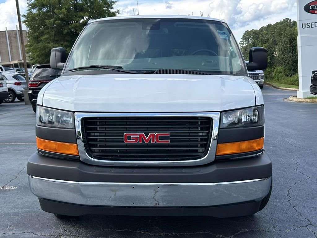 2026 GMC Savana Passenger LT - Photo 8