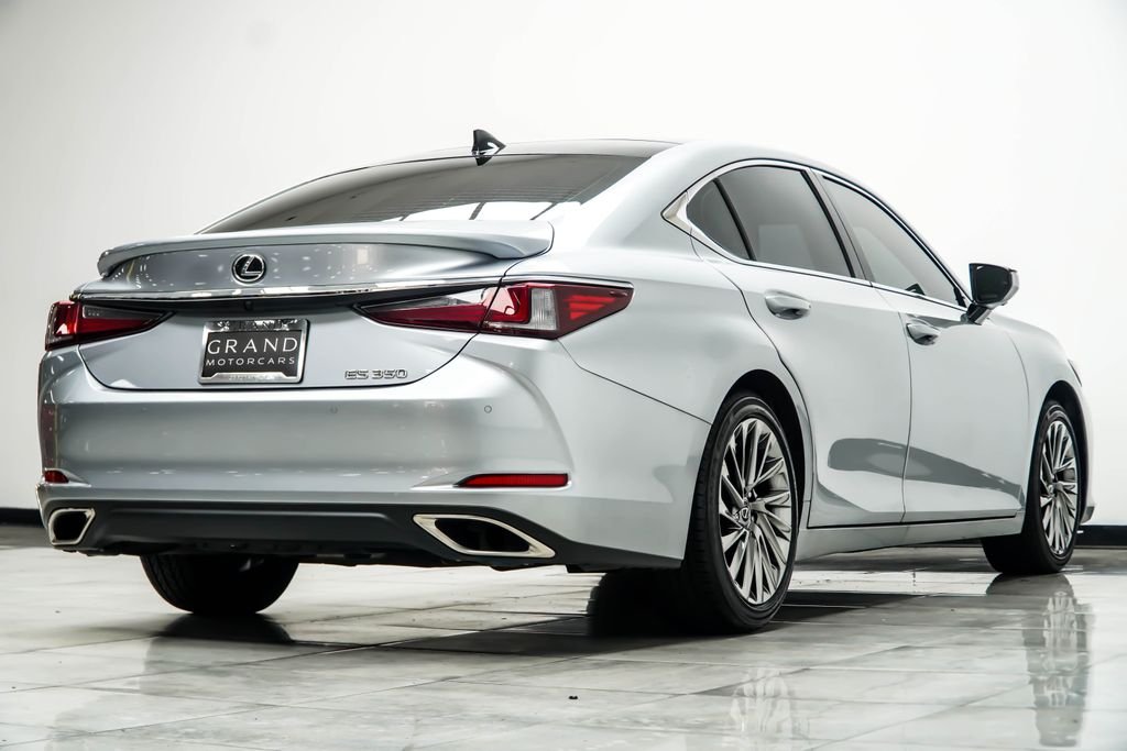 Used 2025 Silver Lexus 350 Ultra Luxury image 13
