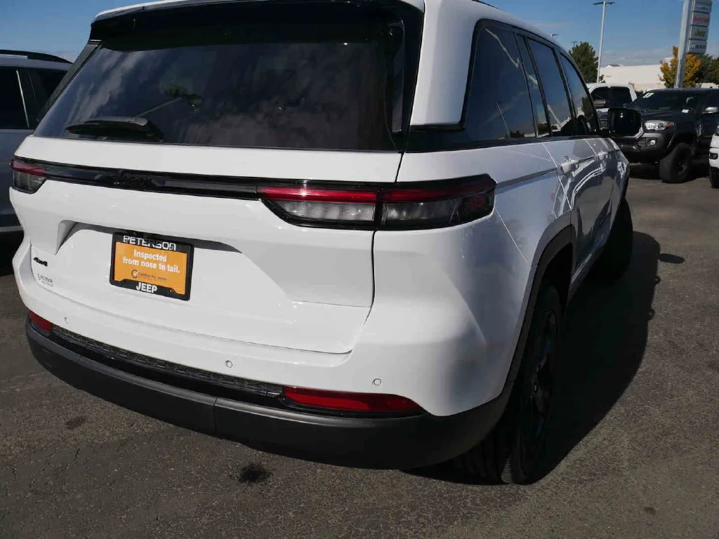 Certified Used 2024 White Jeep Altitude X image 18