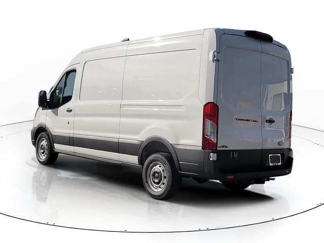 New 2026 Oxford White Ford Base image 7