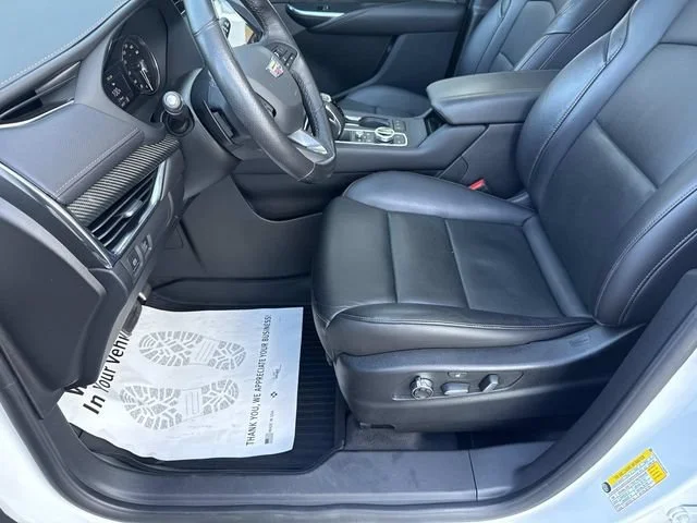 Used 2019 CRYSTAL WHITE TRICOAT Cadillac AWD Sport image 47