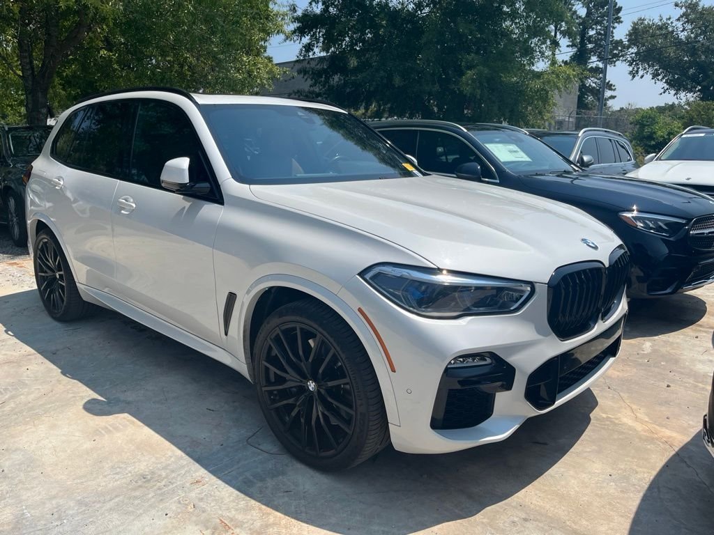 Used 2020 White BMW xDrive40i image 7