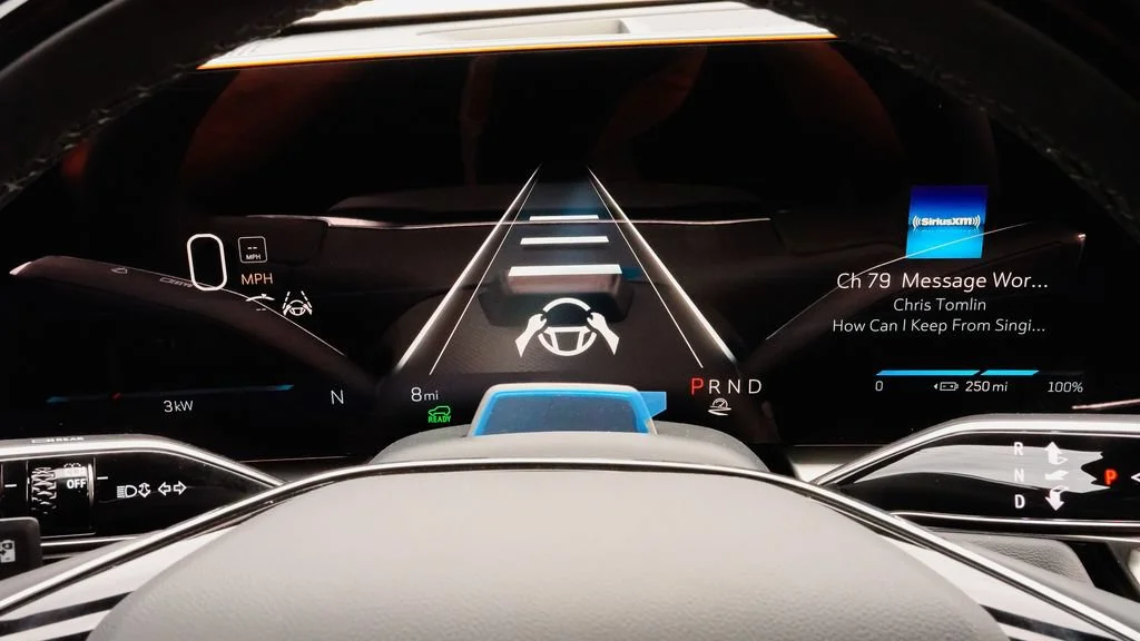 2027 Cadillac LYRIQ Premium Sport - Photo 16
