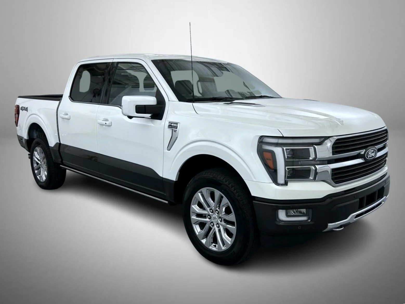 Used 2024 White Ford King Ranch image 3