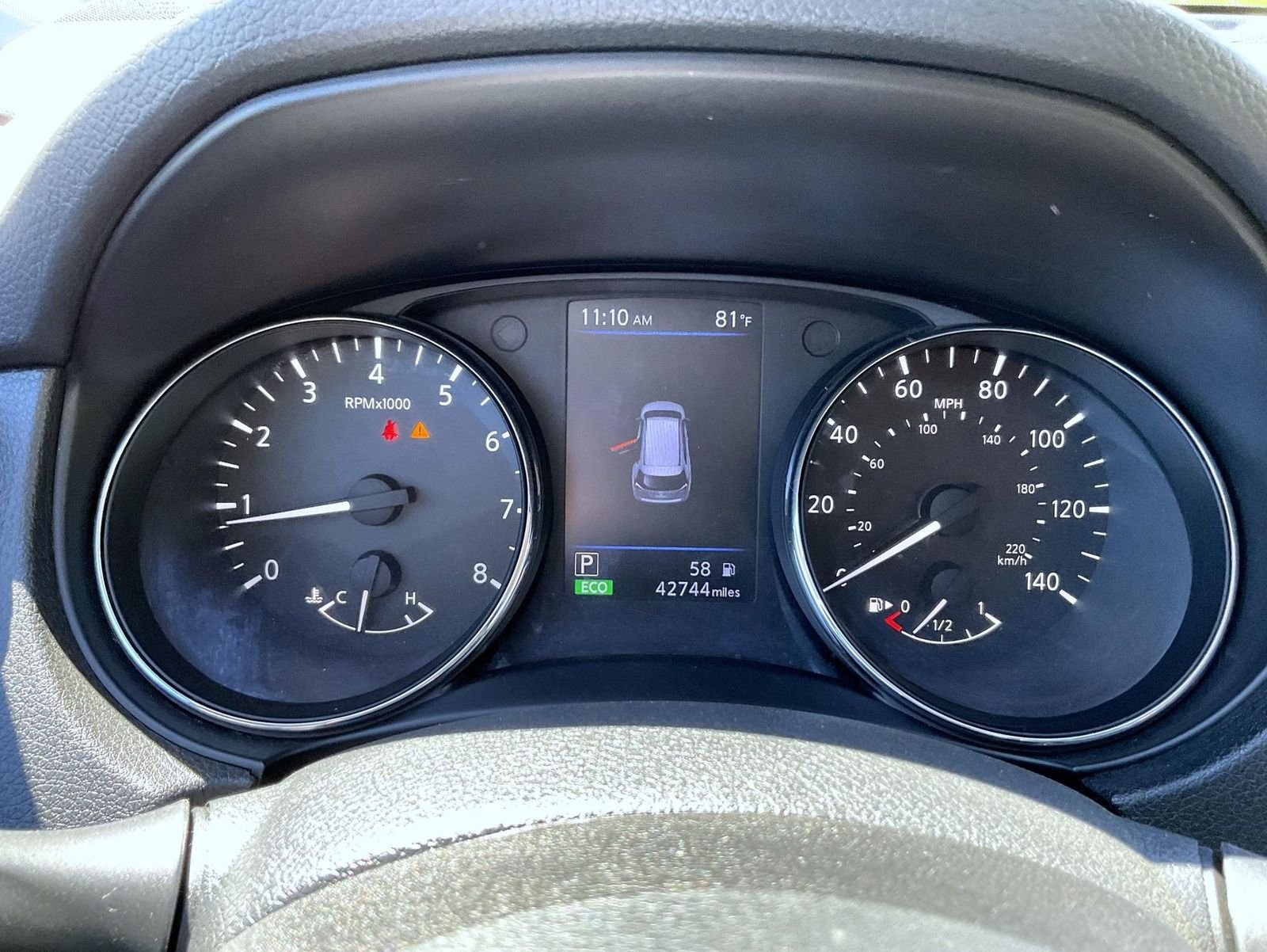 Used 2020 Black Nissan SL image 12