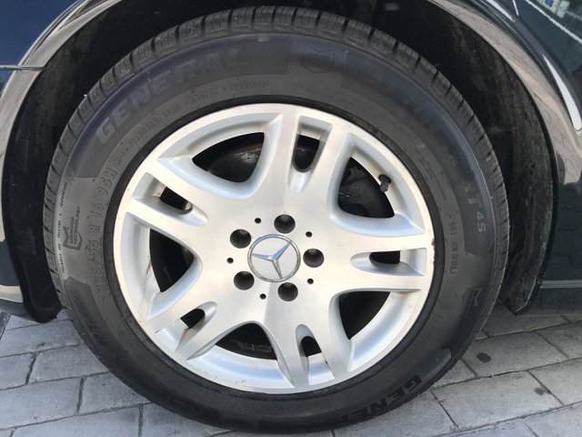 Used 2006 Black Mercedes-Benz 3.5L image 11