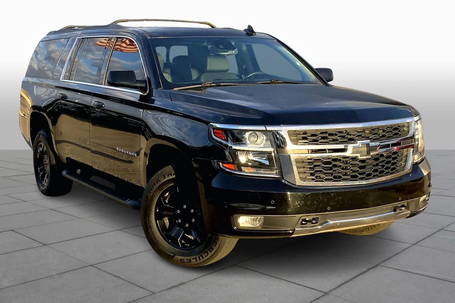 Used 2020 BLACK Chevrolet LT image 3