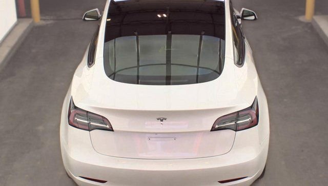 Used 2023 White Tesla Base image 4