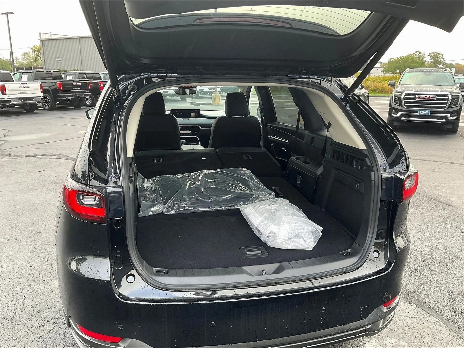 2026 Mazda CX-90 Premium Package - Photo 10