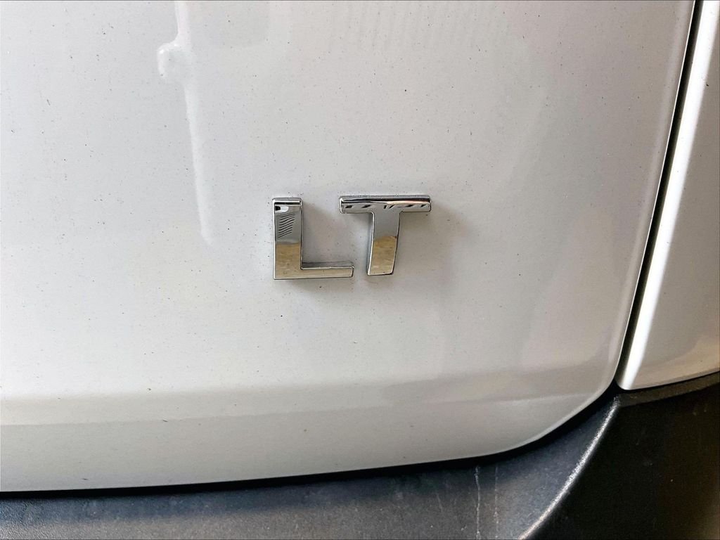Used 2023 White Chevrolet LT image 30