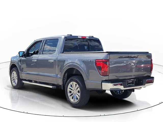 Used 2024 Gray Ford XLT image 5