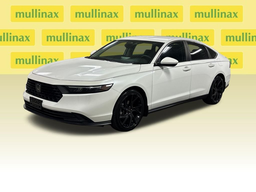 Used 2023 White Honda LX image 7