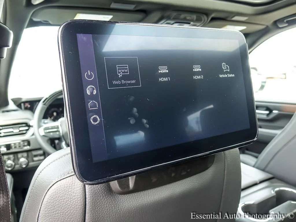 2026 GMC Yukon Denali - Photo 14