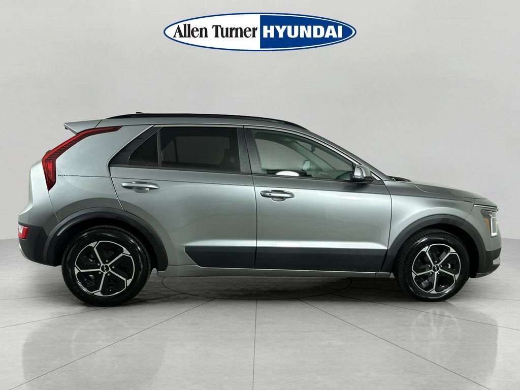 Used 2023 Steel Gray Kia EX image 9