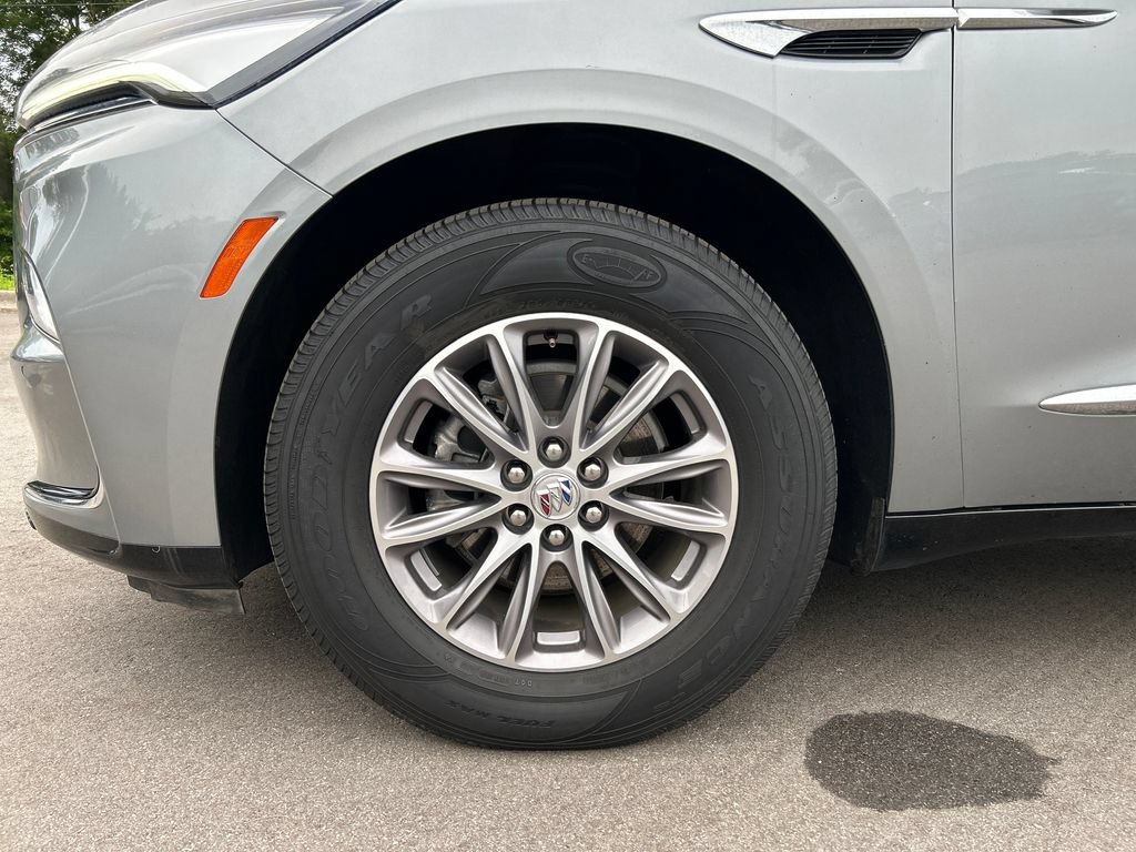 Used 2024 Moonstone Gray Metallic Buick Premium image 10