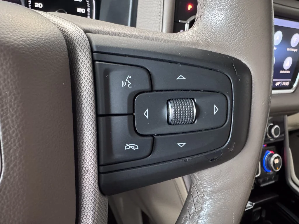 2021 GMC Yukon Denali - Photo 19