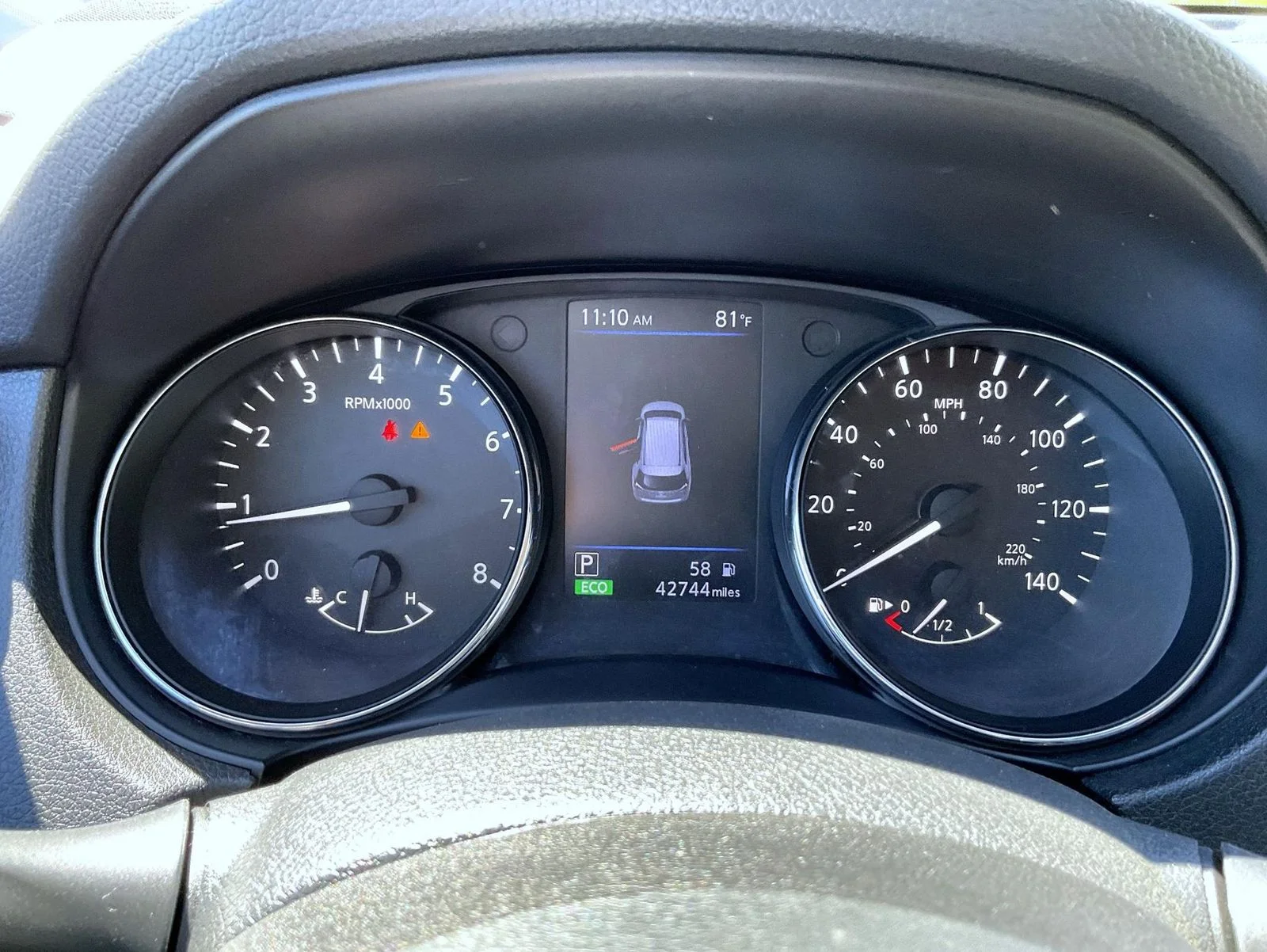 Used 2020 Black Nissan SL image 12