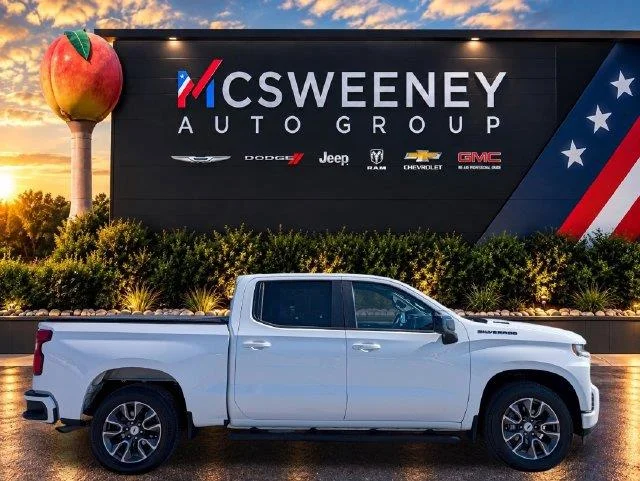 Used 2021 SUMMIT WHITE Chevrolet RST image 6