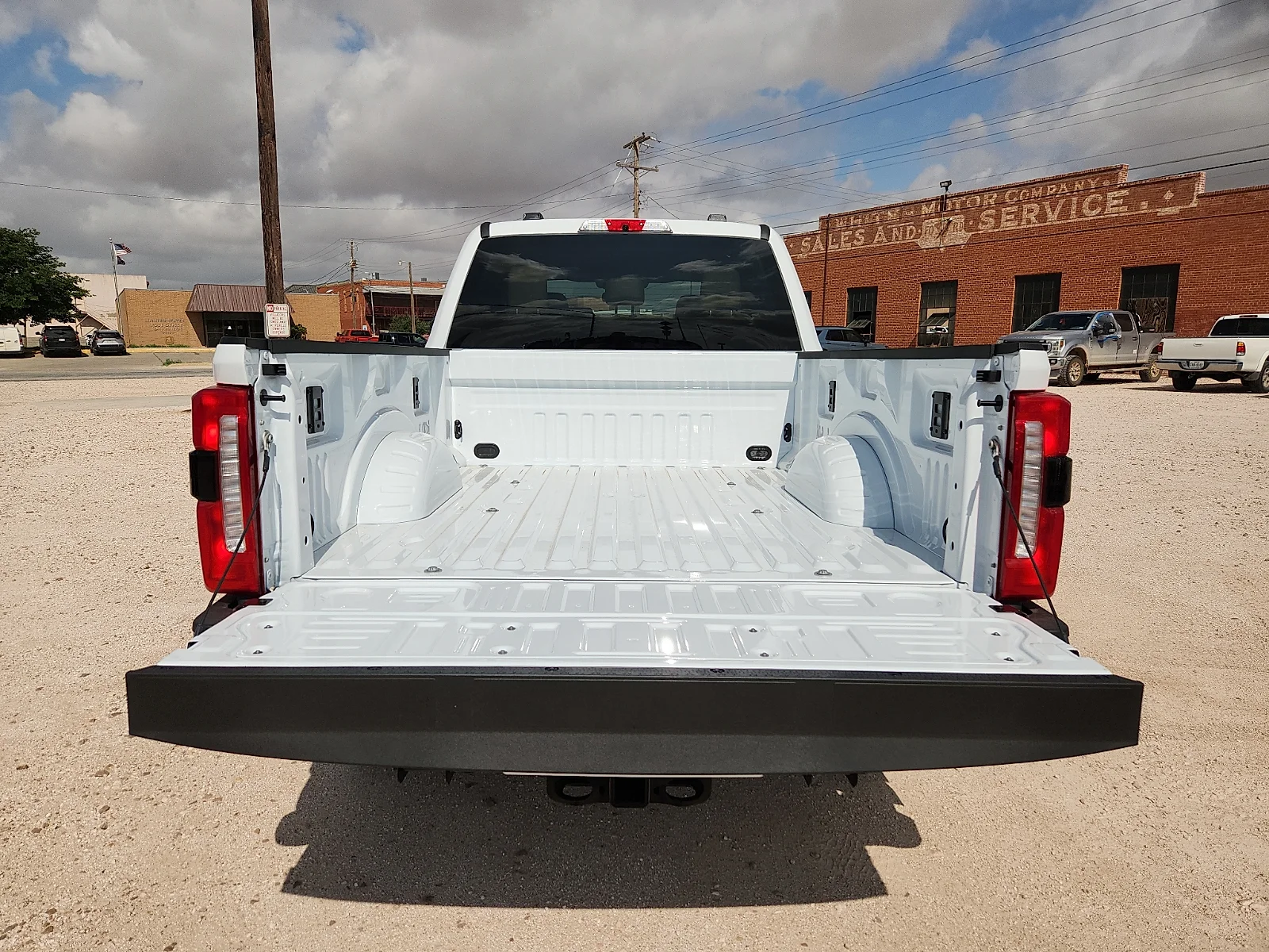 New 2026 Oxford White Ford F-250® Lariat® image 12