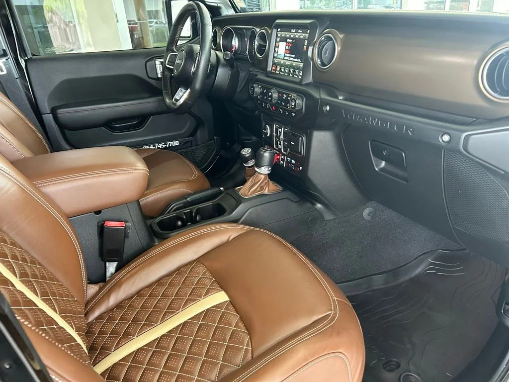 Used 2021 Black Jeep Unlimited Rubicon image 32