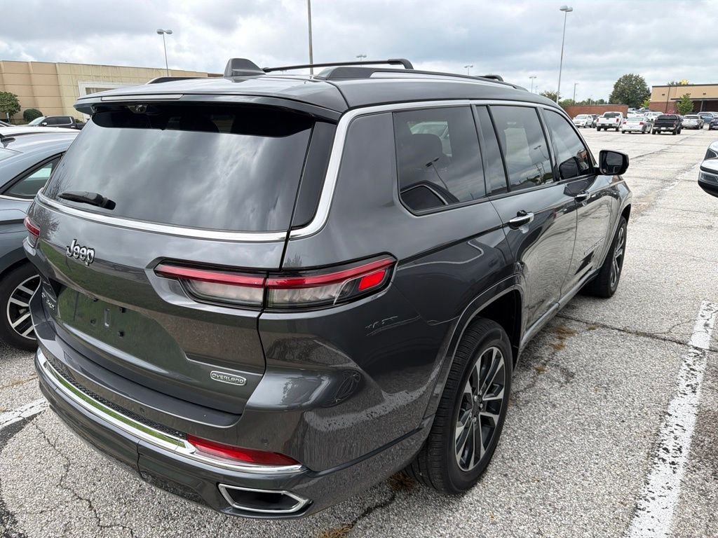 Used 2021 Gray Jeep Overland image 5