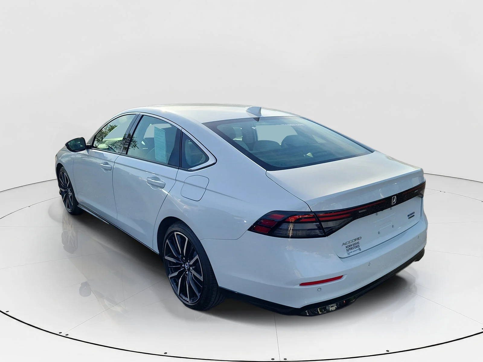 2025 Honda Accord Hybrid Touring - Photo 31