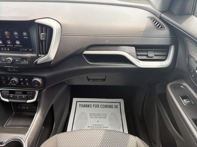 Used 2023 Summit White GMC SLE image 18