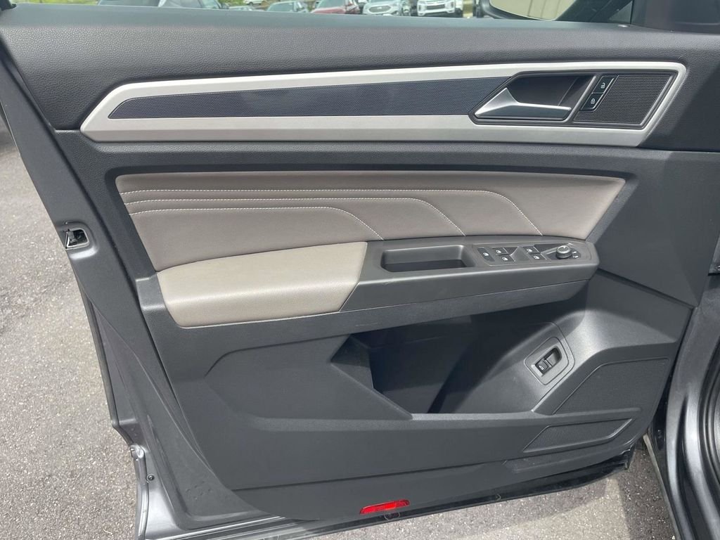 Used 2023 Gray Volkswagen 3.6L V6 SEL R-Line image 11