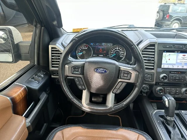 Used 2017 White Ford Limited image 19