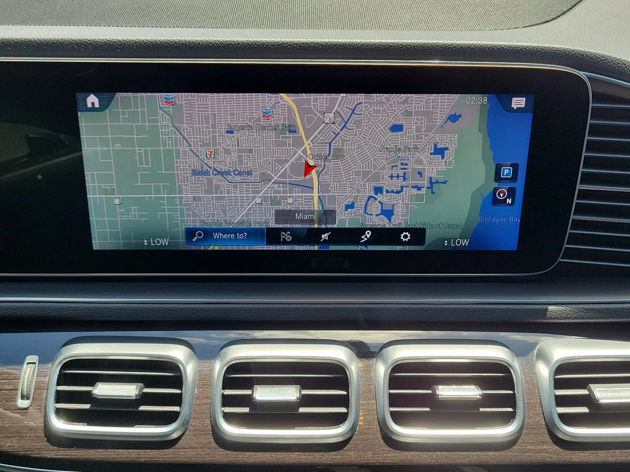 Used 2020 Gray Mercedes-Benz GLE 350 image 19