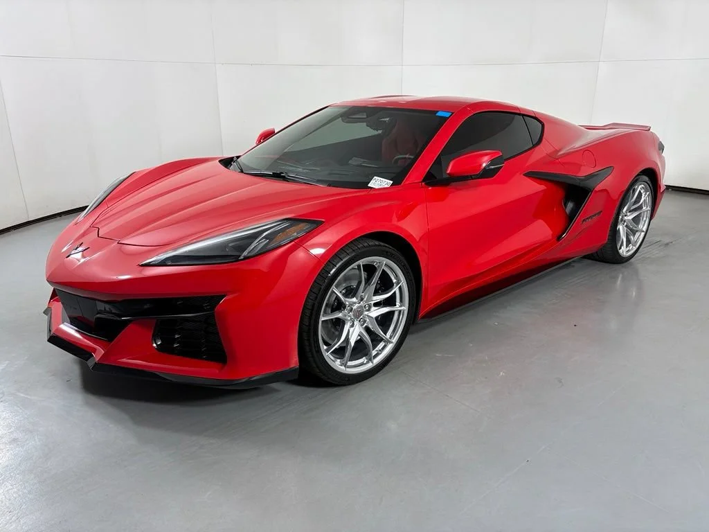 New 2027 Torch Red Chevrolet 2LT image 5