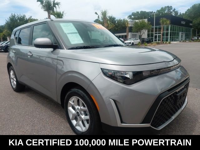 Used 2025 Gray Kia LX image 3