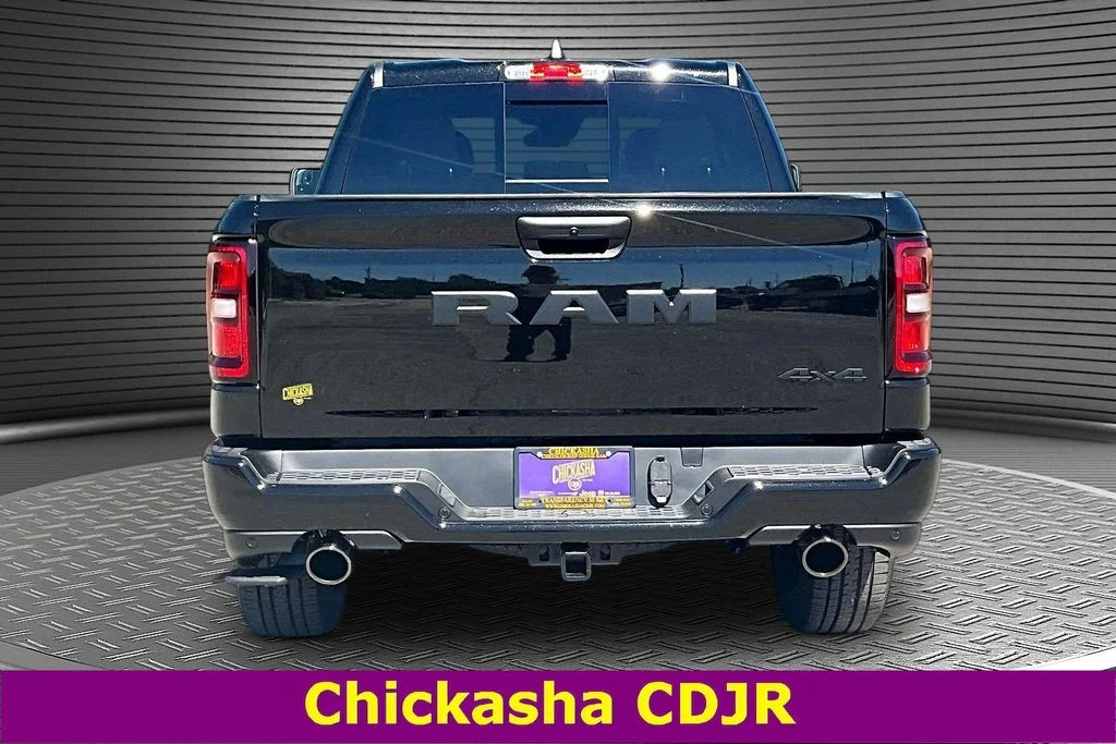 New 2026 Diamond Black Crystal Pearl-Coat Exterior Paint RAM Express image 4