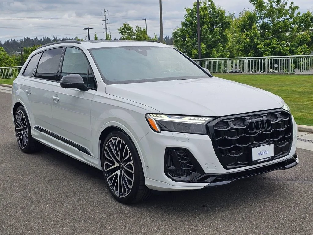 Used 2025  Audi Prestige image 7