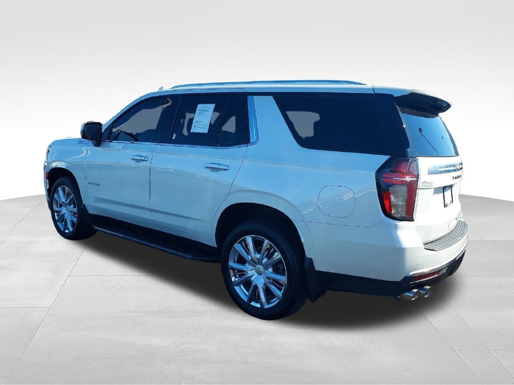 Used 2022 White Chevrolet High Country image 3