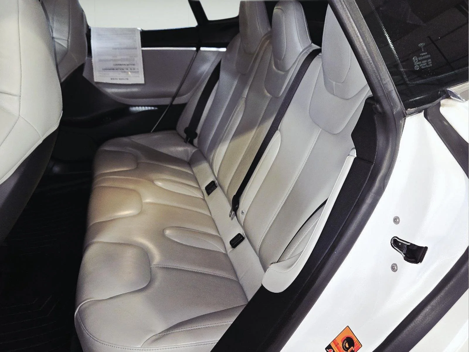 Used 2015 White Tesla P85D image 51