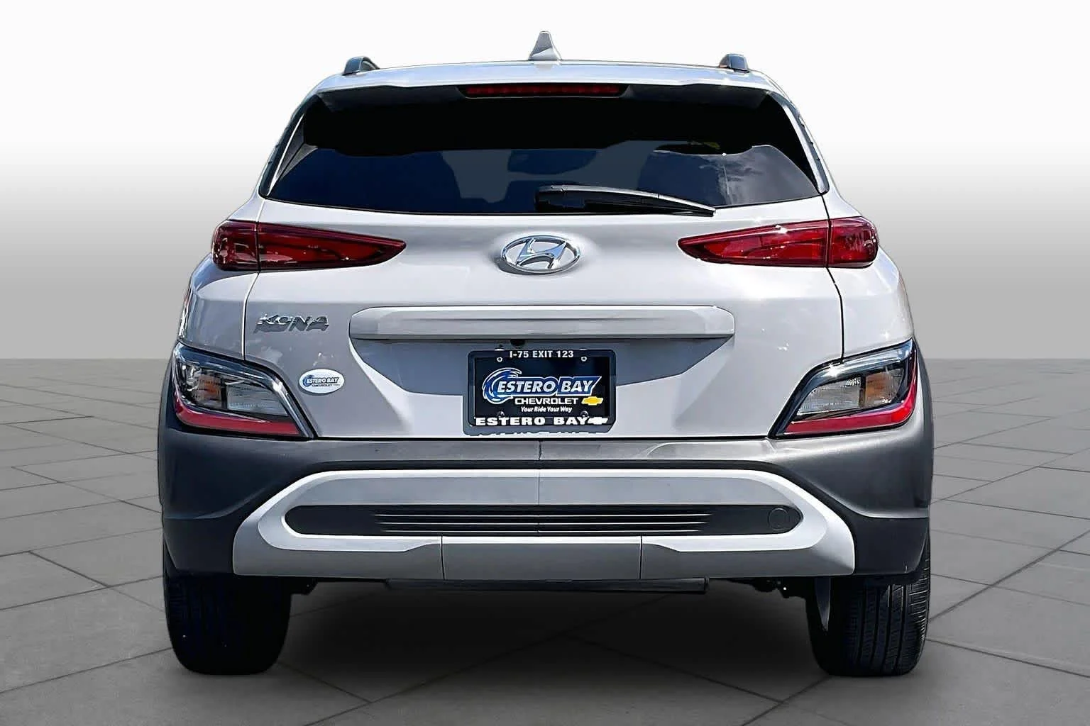 Used 2023 Cyber Silver Hyundai SEL image 8