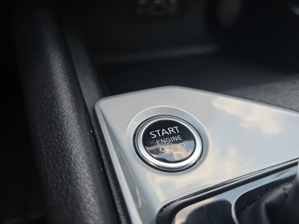 Used 2025  Nissan 2.5 SV image 23