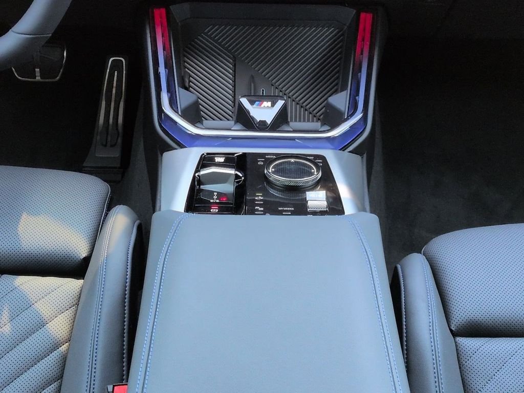 New 2026 Black Sapphire Metallic BMW 30 xDrive image 19