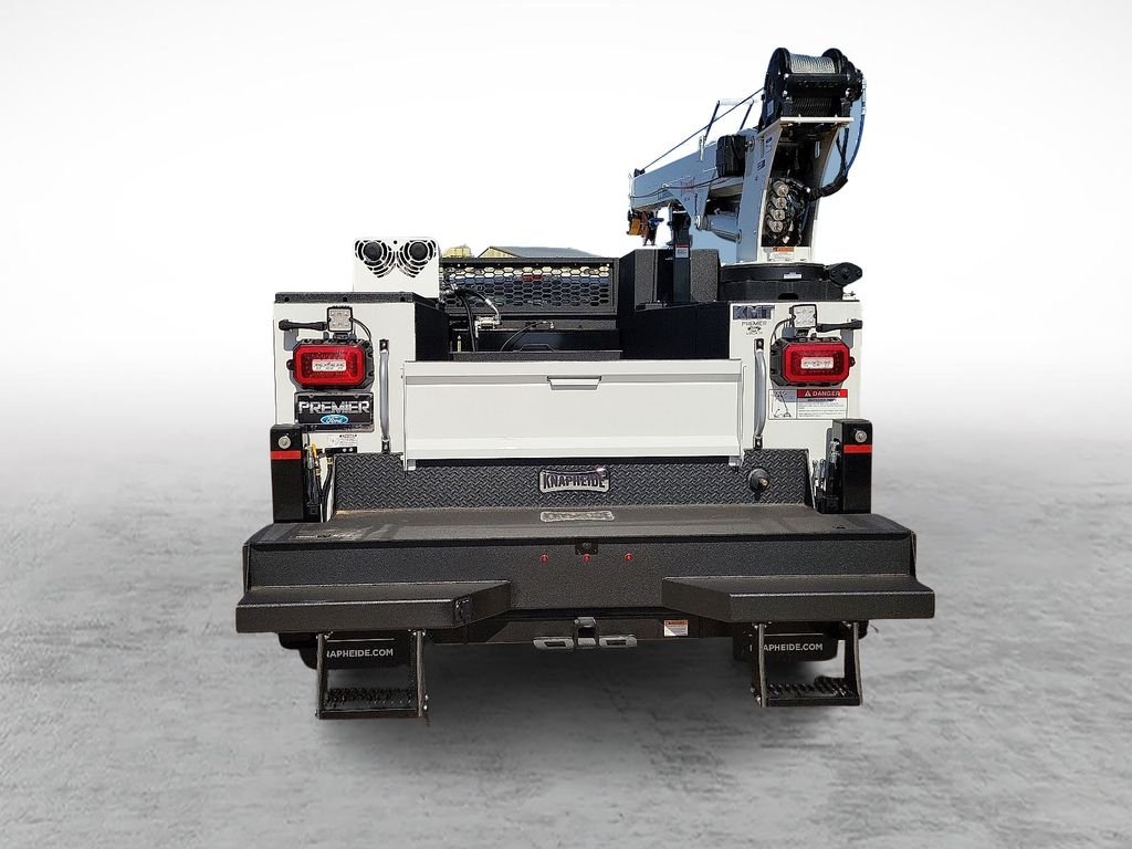 2025 Ford F-550 Super Duty Chassis Cab XL - Photo 9