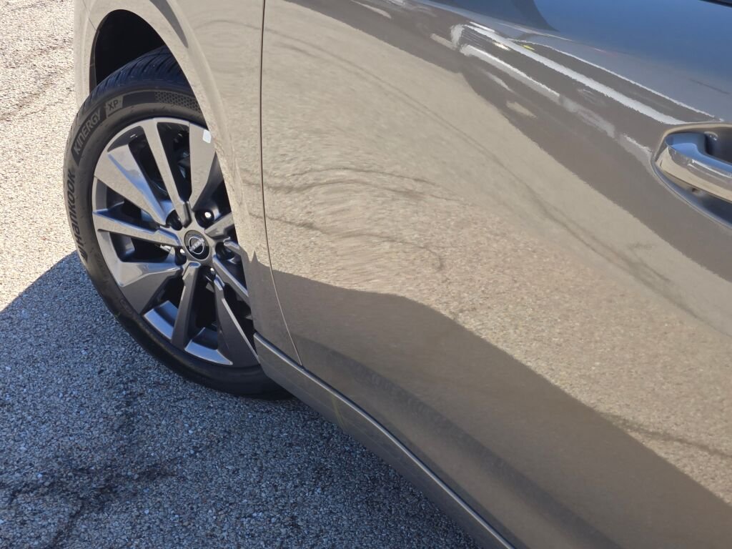 New 2026 Imperial Bronze Nissan SL image 15