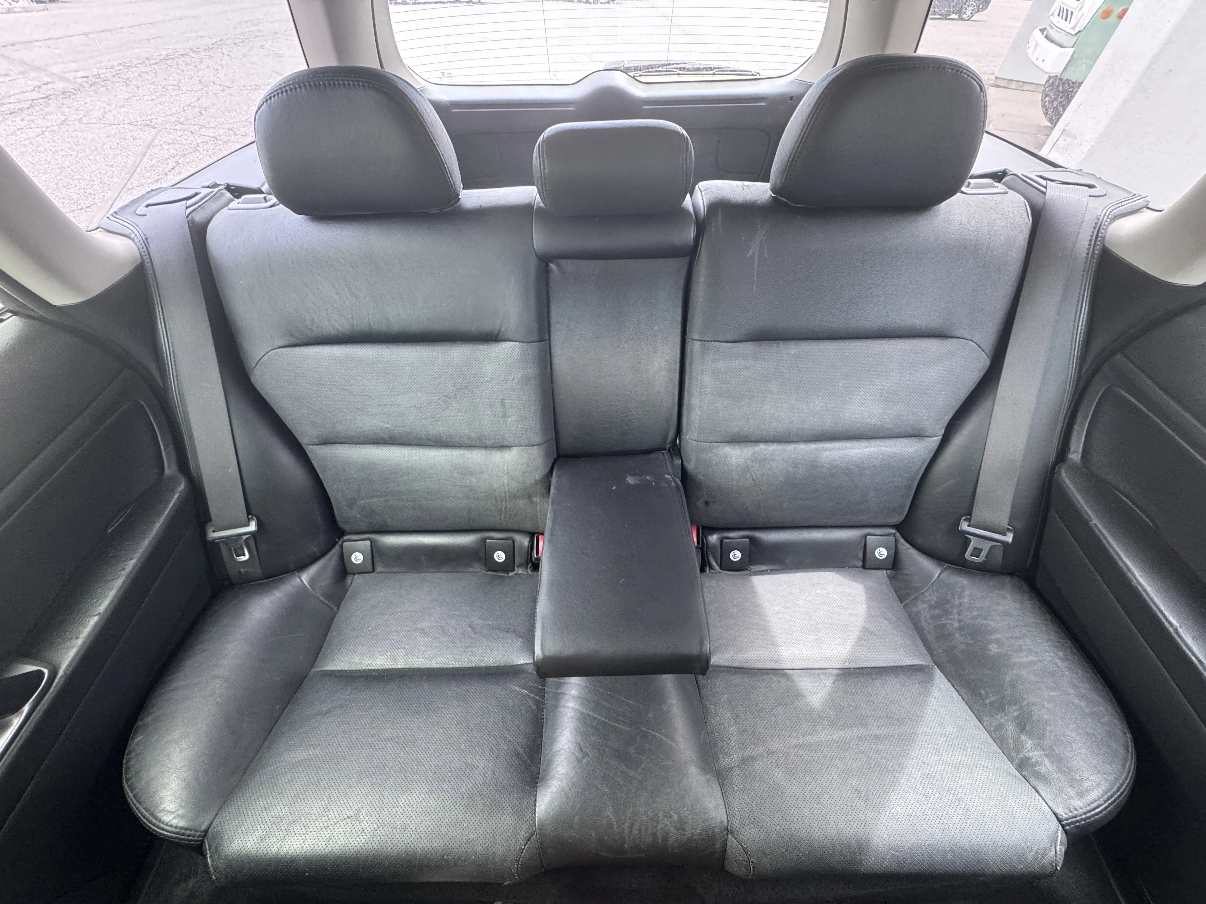 Used 2005  Subaru Outback XT Ltd image 40