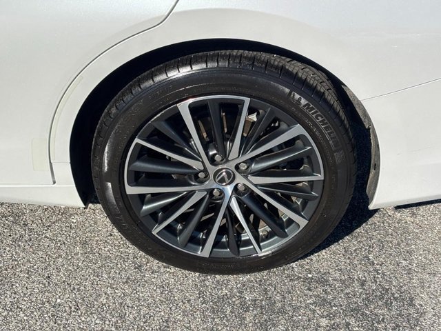 Used 2023 White Lexus ES 250 image 9