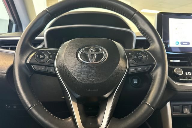 Certified Used 2025 Silver Toyota XLE image 28