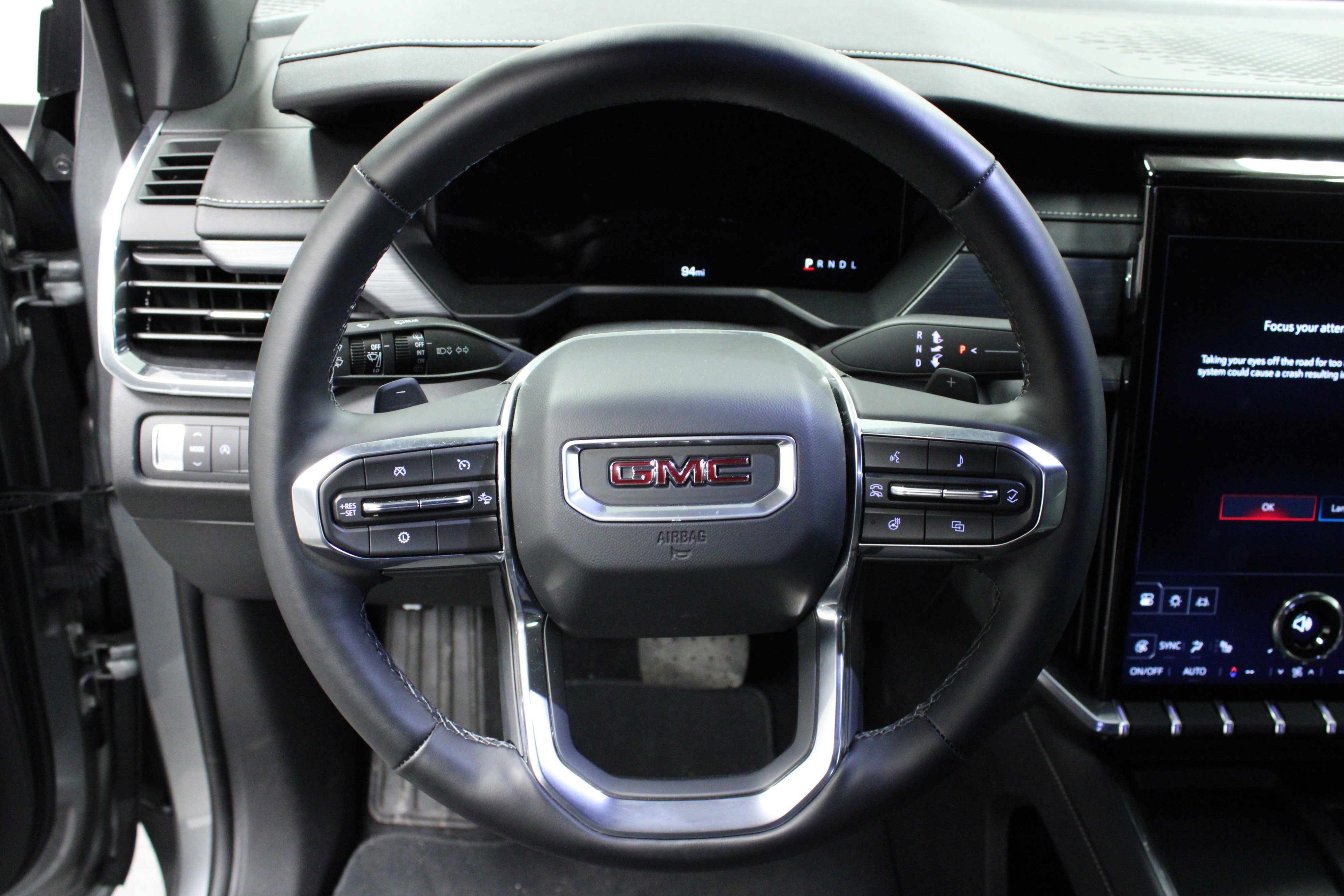 2025 GMC Acadia Elevation - Photo 18