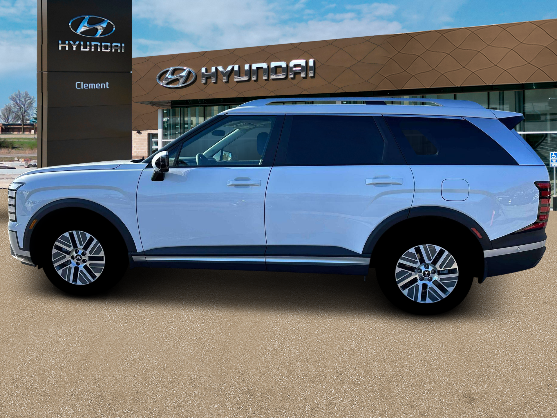 New 2026 White Hyundai SEL Premium 8P image 3