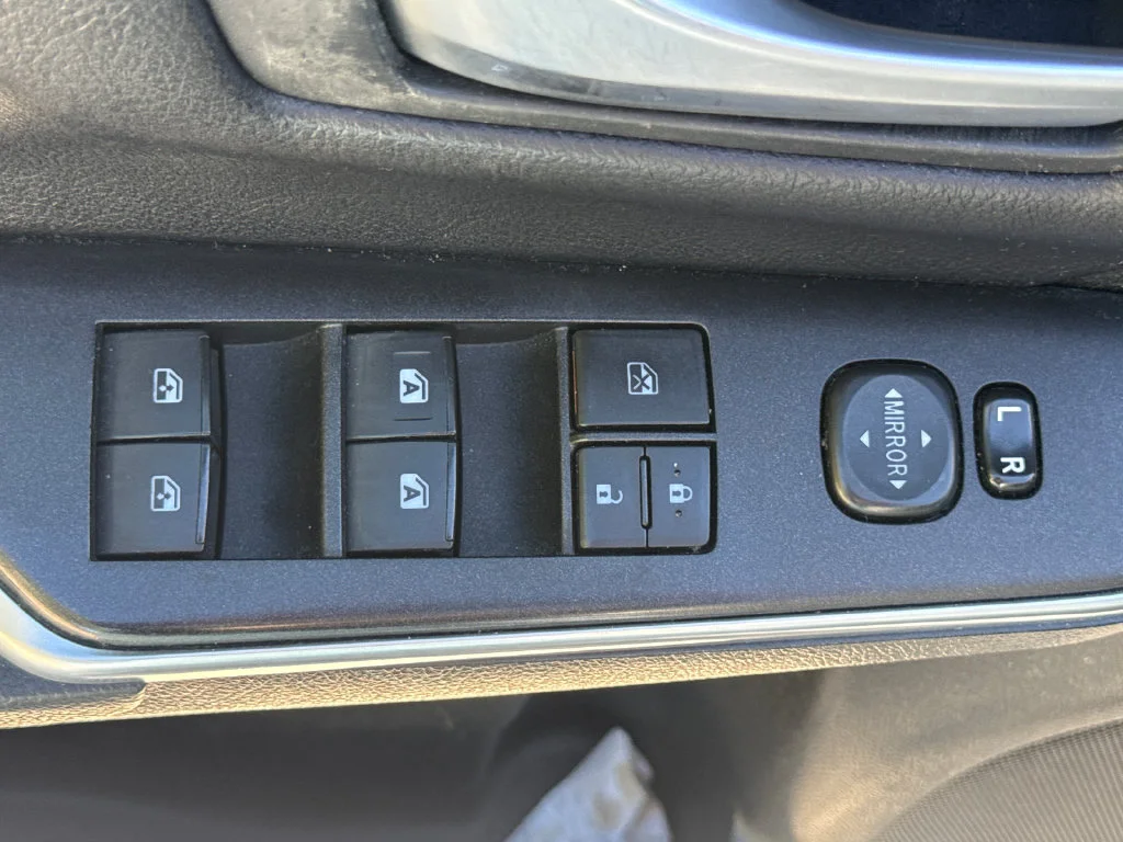 Used 2016 Super White Toyota SE image 14