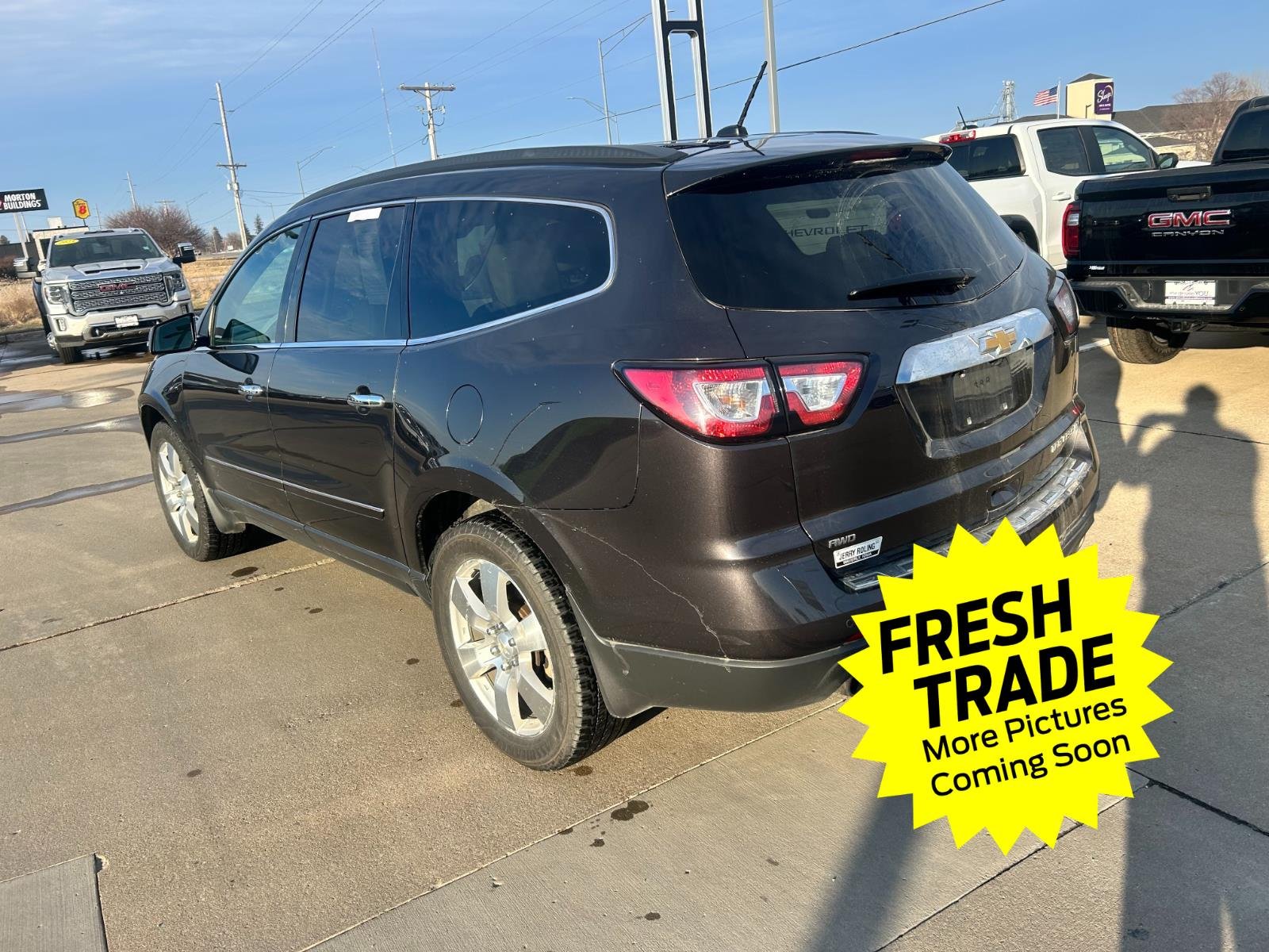 Used 2014 Chevrolet Traverse LTZ with VIN 1GNKVJKD7EJ333336 for sale in Charles City, IA