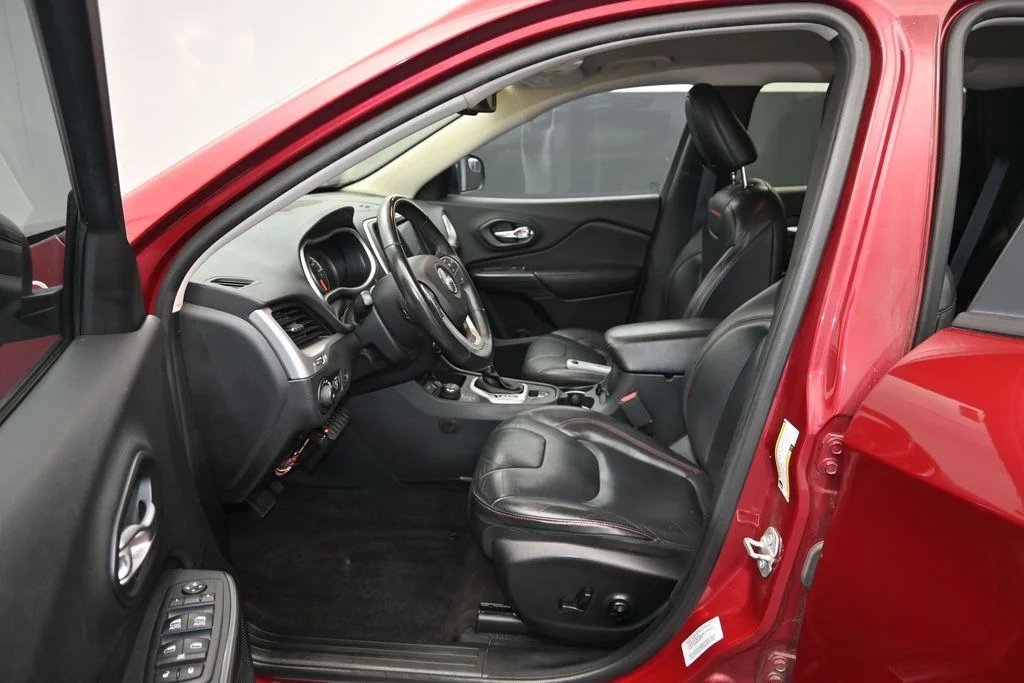 Used 2016 Deep Cherry Red Crystal Pearlcoat Jeep Trailhawk image 13
